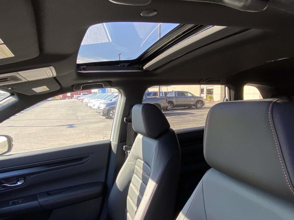 new 2026 Honda CR-V Hybrid car, priced at $38,593