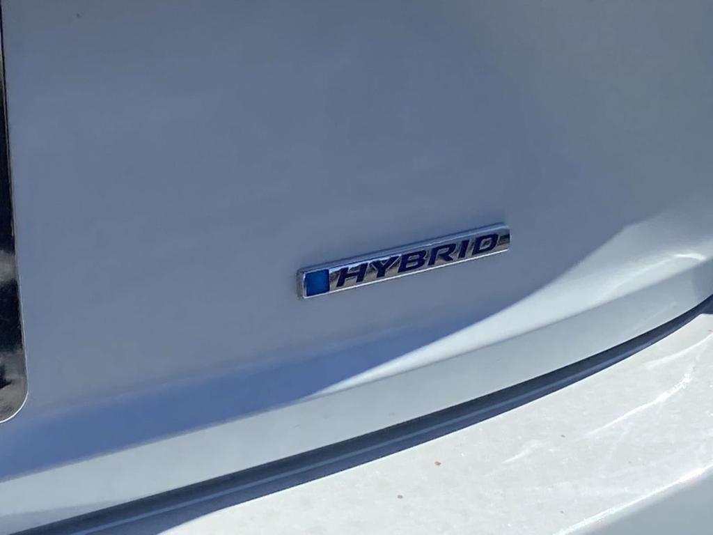 new 2025 Honda Civic Hybrid car, priced at $33,555