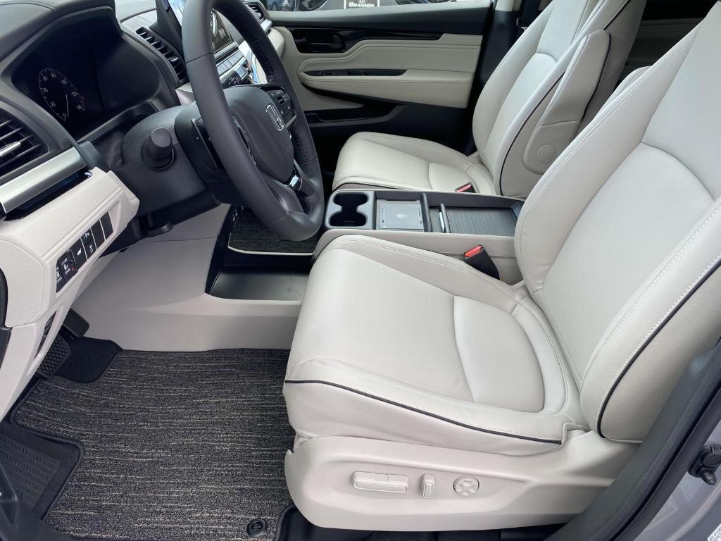 new 2026 Honda Odyssey car, priced at $46,333