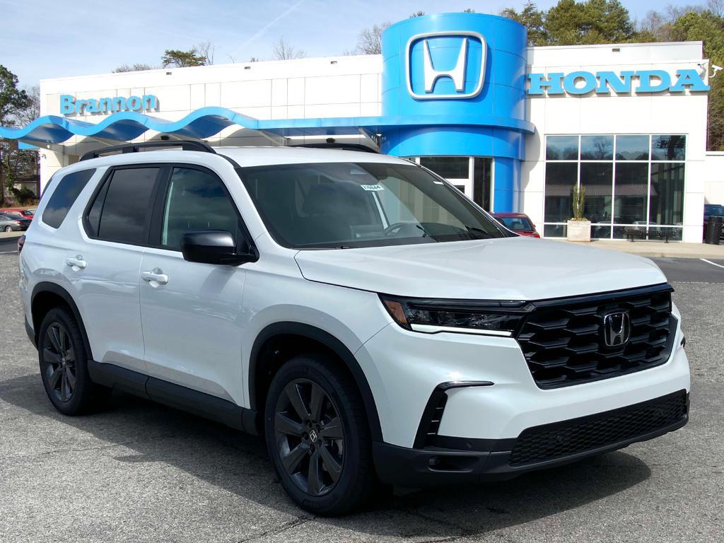 used 2025 Honda Pilot car, priced at $38,605