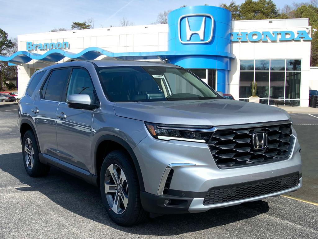 new 2025 Honda Pilot car