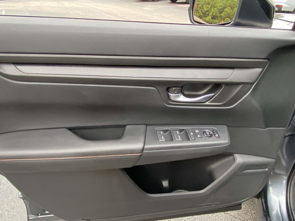 used 2024 Honda CR-V Hybrid car, priced at $30,888