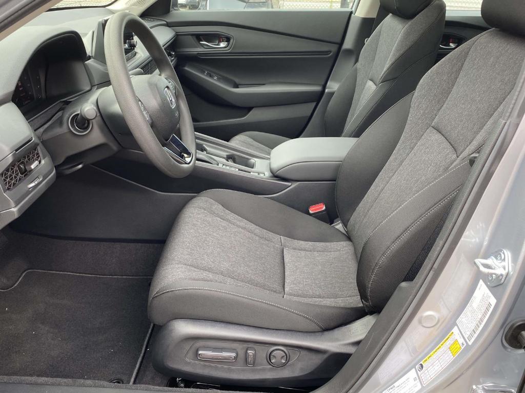 new 2025 Honda Accord car