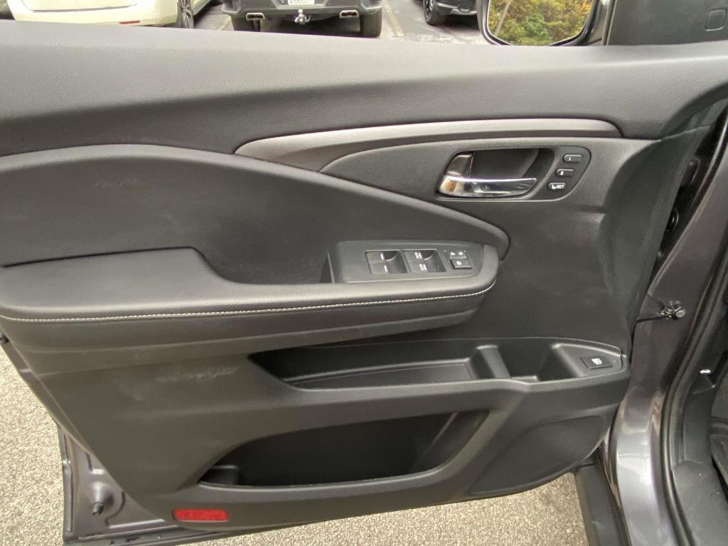 used 2023 Honda Ridgeline car, priced at $31,888