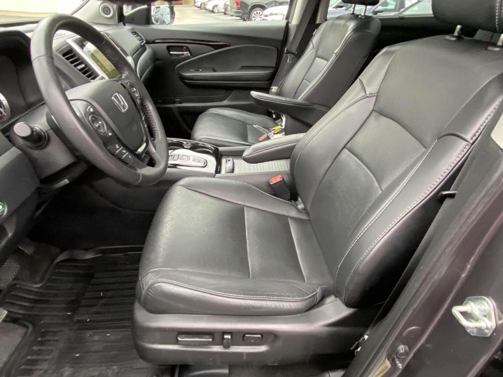 used 2018 Honda Pilot car, priced at $22,333