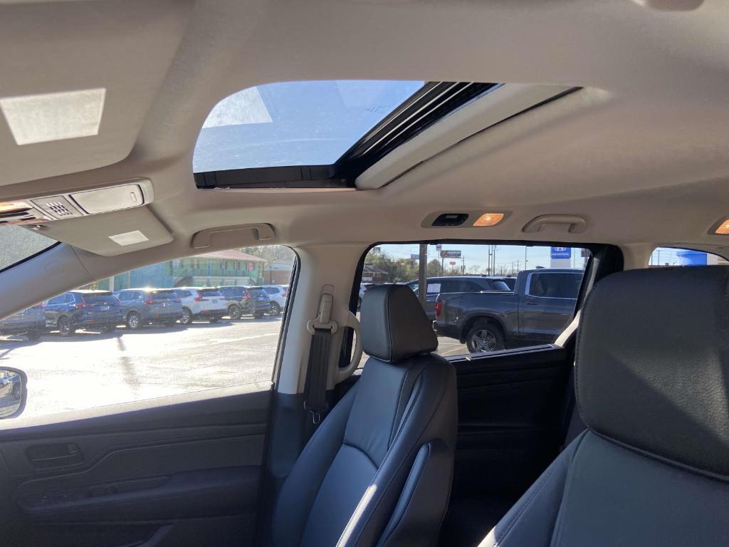 new 2026 Honda Odyssey car, priced at $41,637