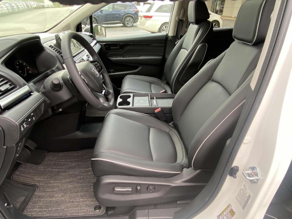 new 2025 Honda Odyssey car