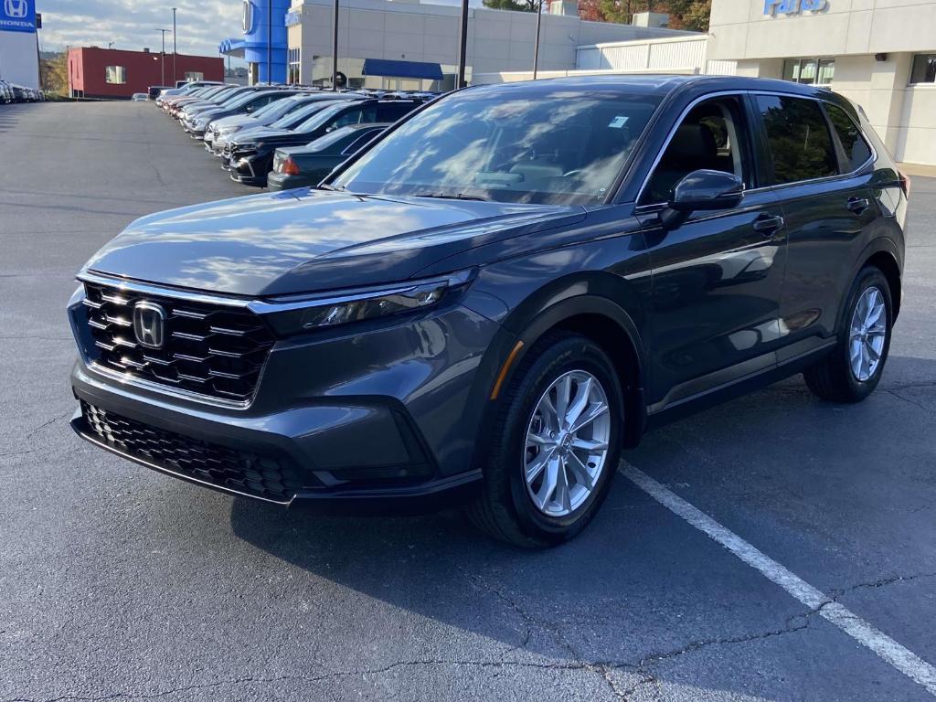 used 2023 Honda CR-V car, priced at $33,333