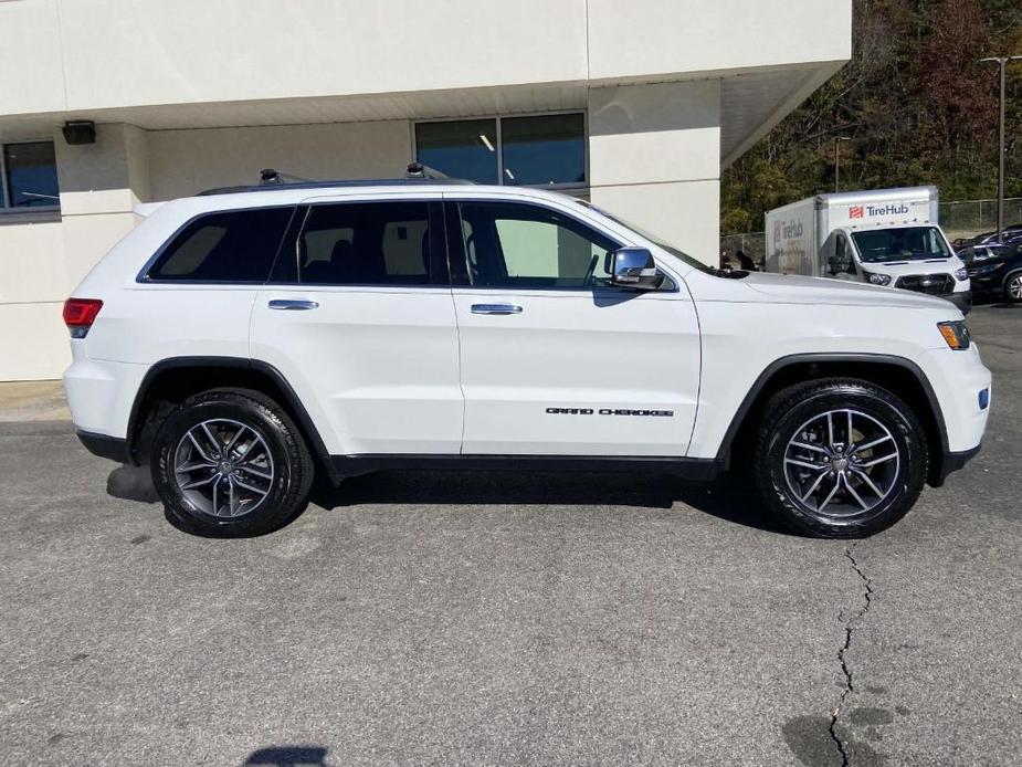 used 2017 Jeep Grand Cherokee car, priced at $16,222