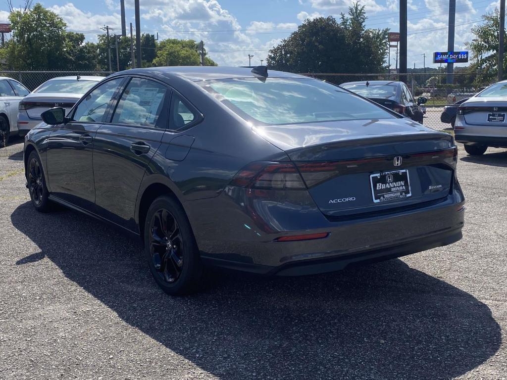 new 2025 Honda Accord car