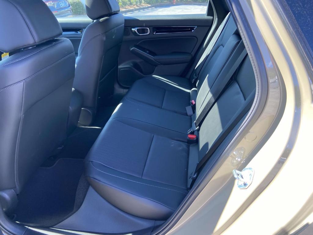 new 2026 Honda Civic Hybrid car, priced at $33,047