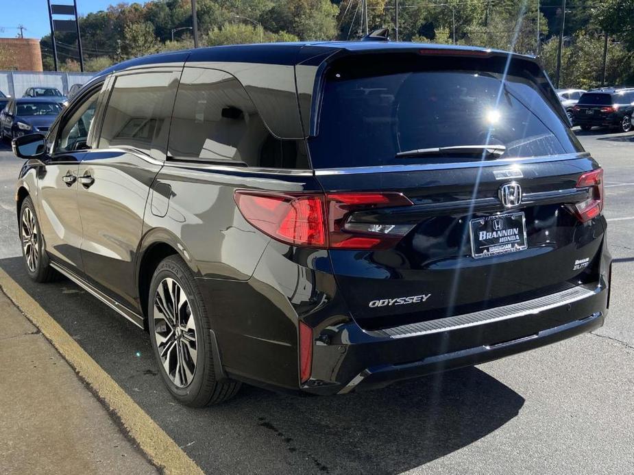 new 2025 Honda Odyssey car, priced at $52,275