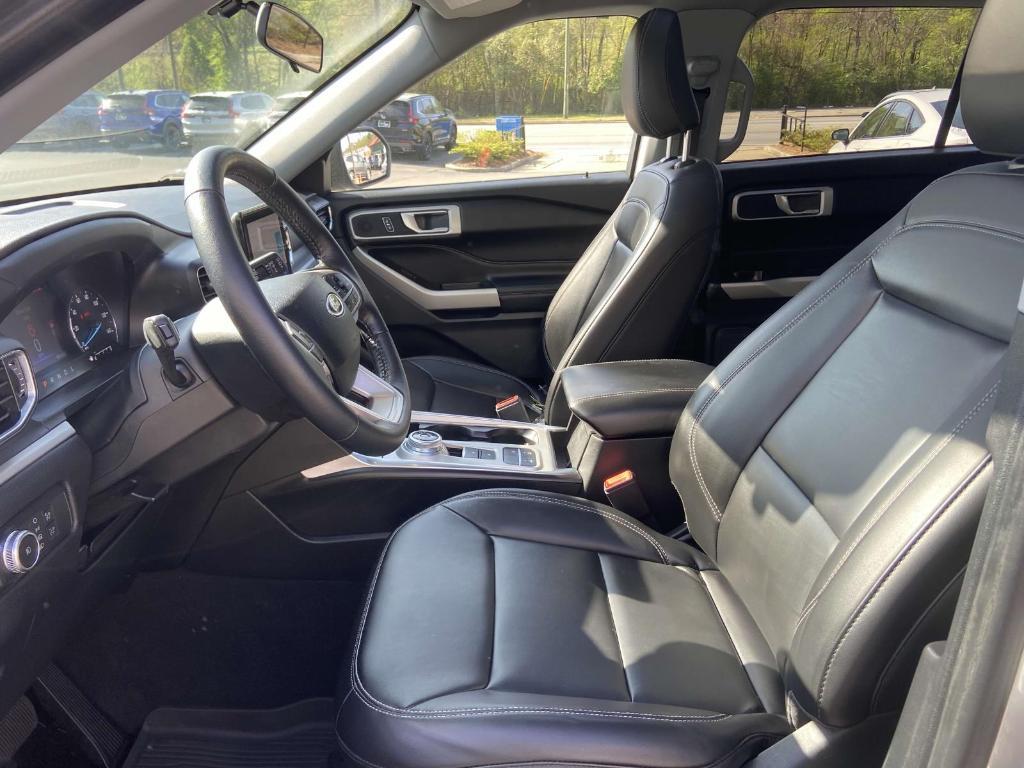 used 2022 Ford Explorer car, priced at $29,555