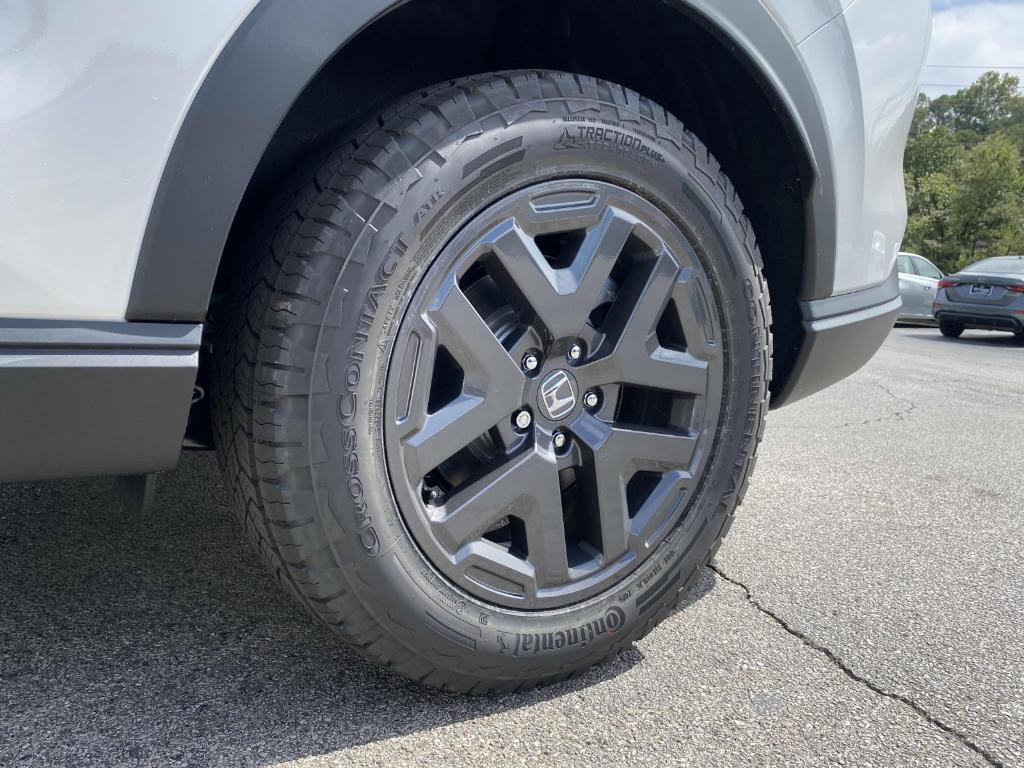 new 2026 Honda CR-V Hybrid car, priced at $38,664