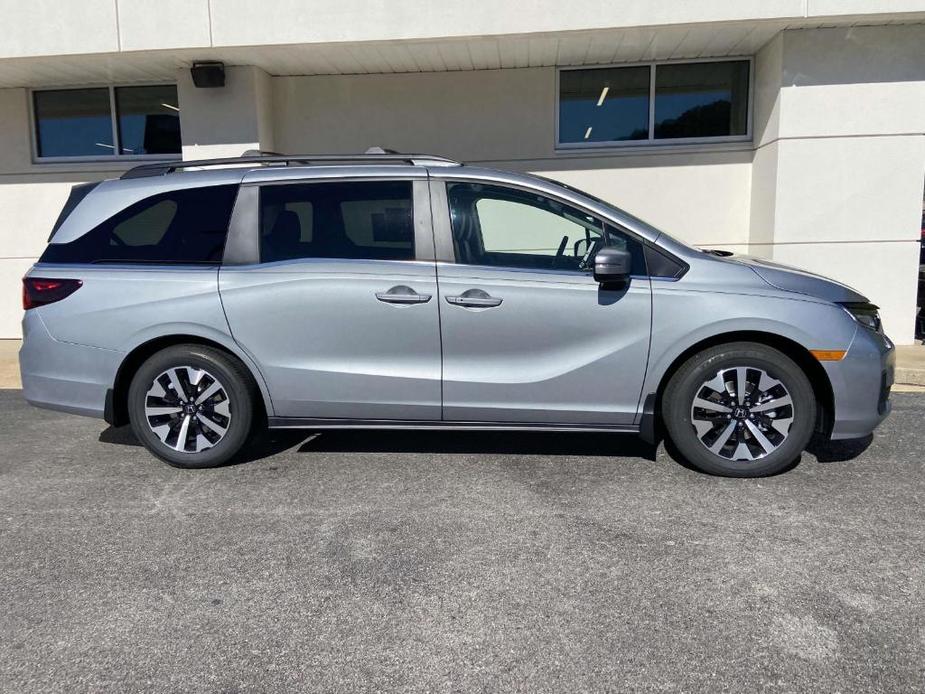 new 2025 Honda Odyssey car, priced at $44,275