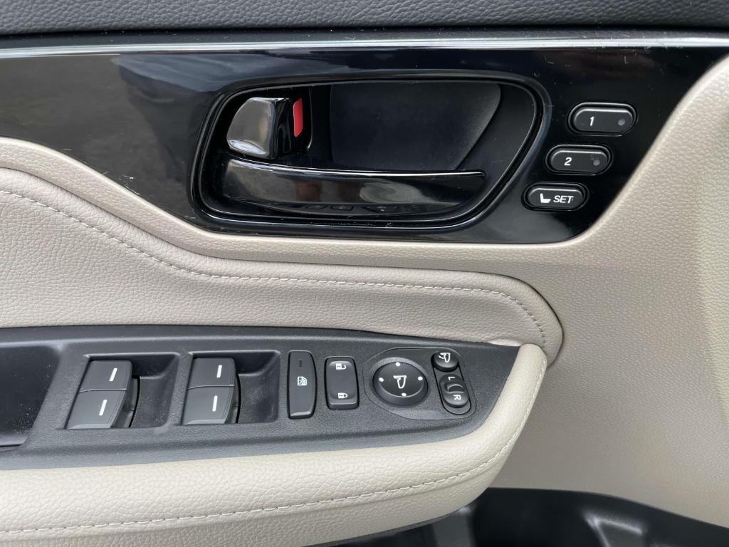 used 2023 Honda Odyssey car, priced at $39,888