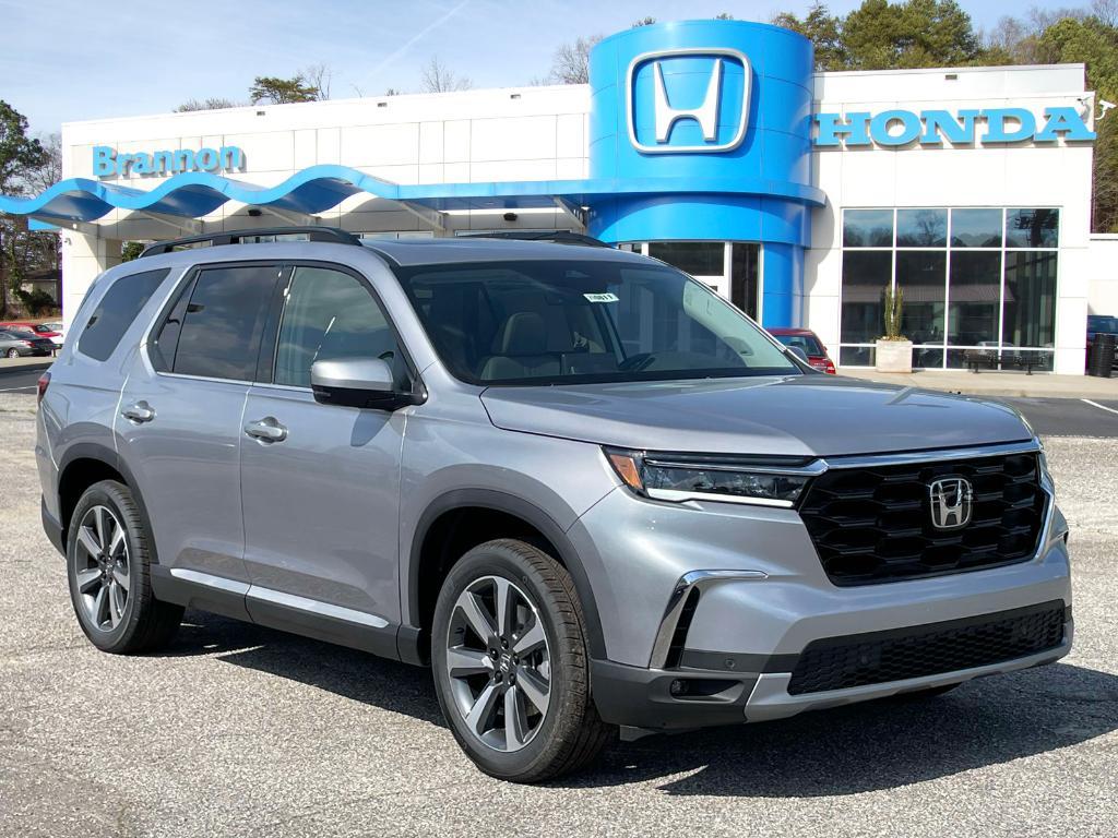 new 2025 Honda Pilot car