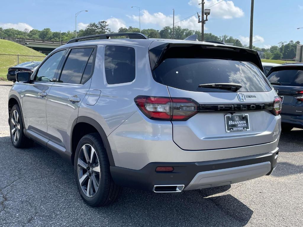 new 2025 Honda Pilot car