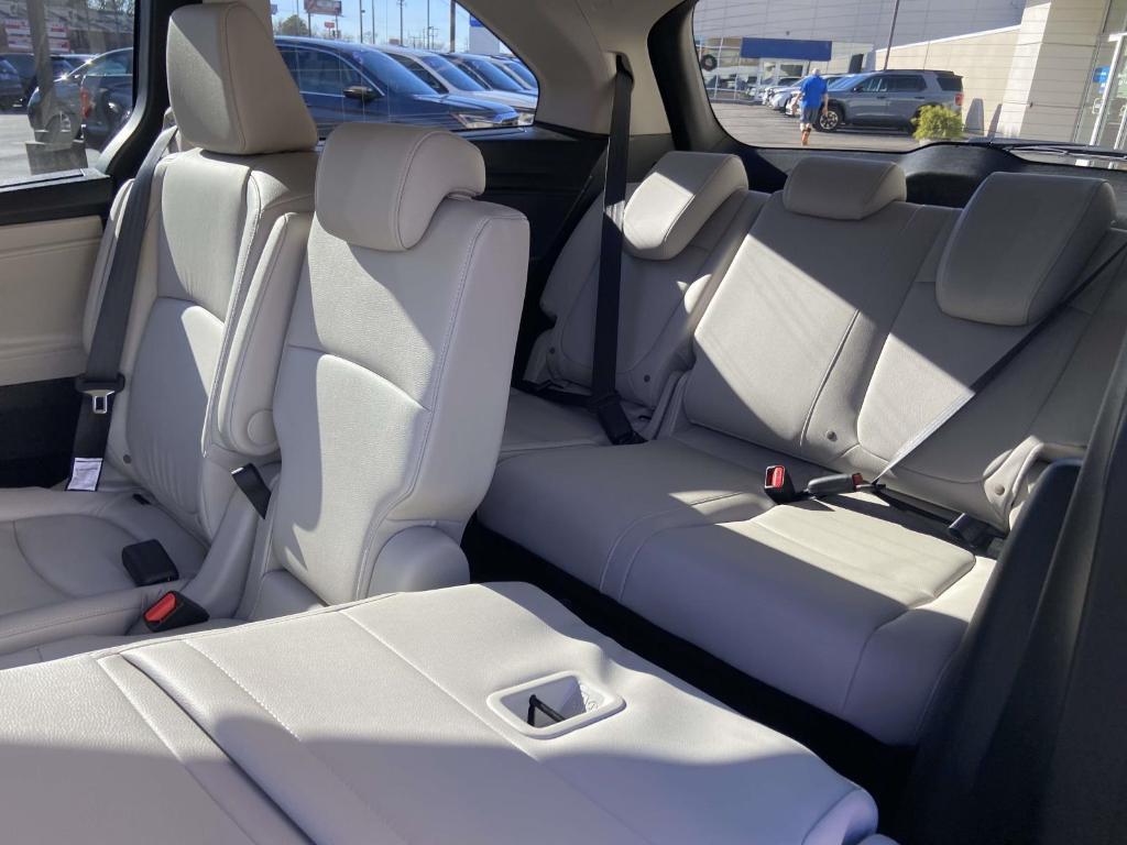 new 2026 Honda Odyssey car, priced at $41,637