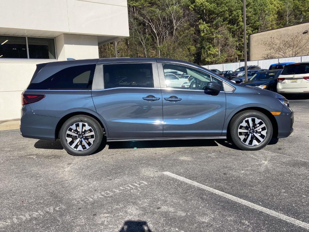 new 2026 Honda Odyssey car, priced at $41,637