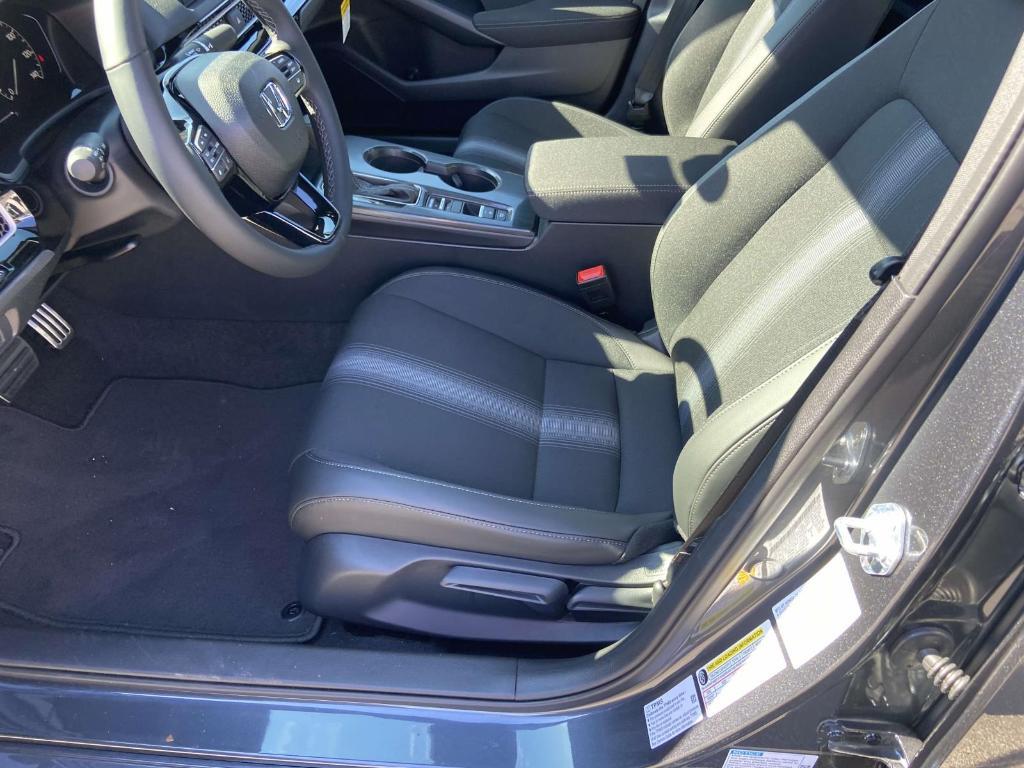 new 2026 Honda Civic Hybrid car, priced at $29,113