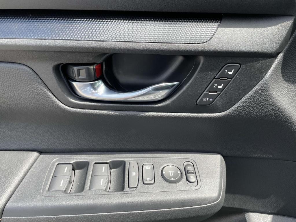 new 2025 Honda CR-V Hybrid car