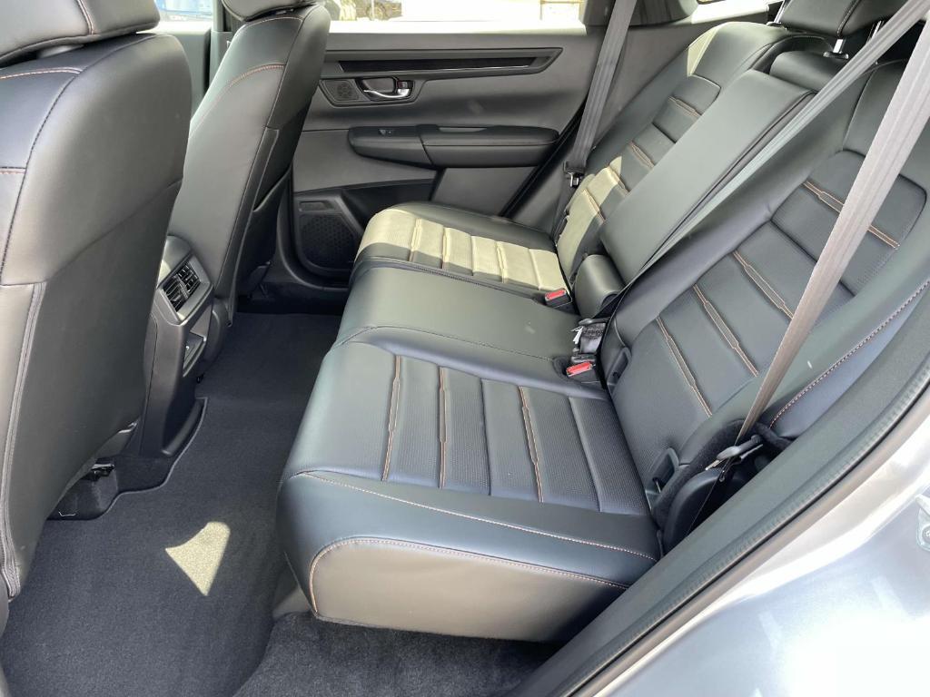 new 2025 Honda CR-V Hybrid car