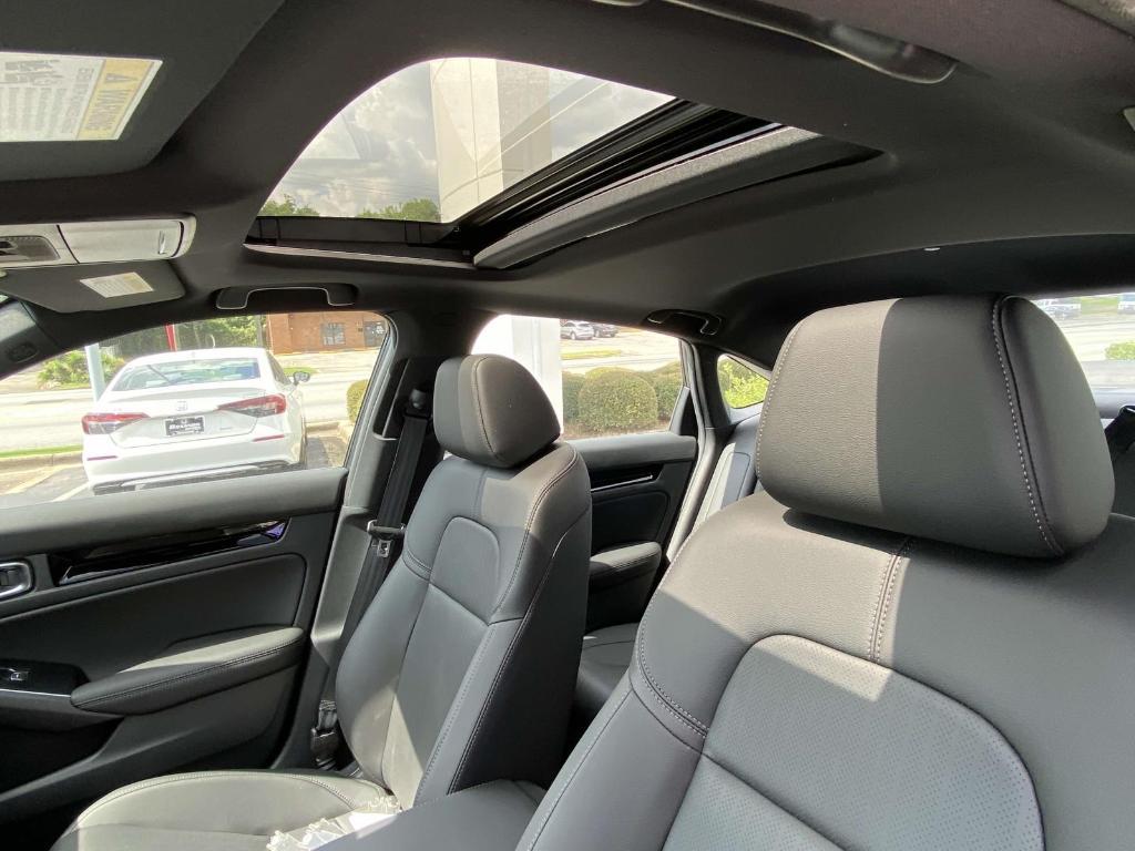 new 2025 Honda Civic Hybrid car