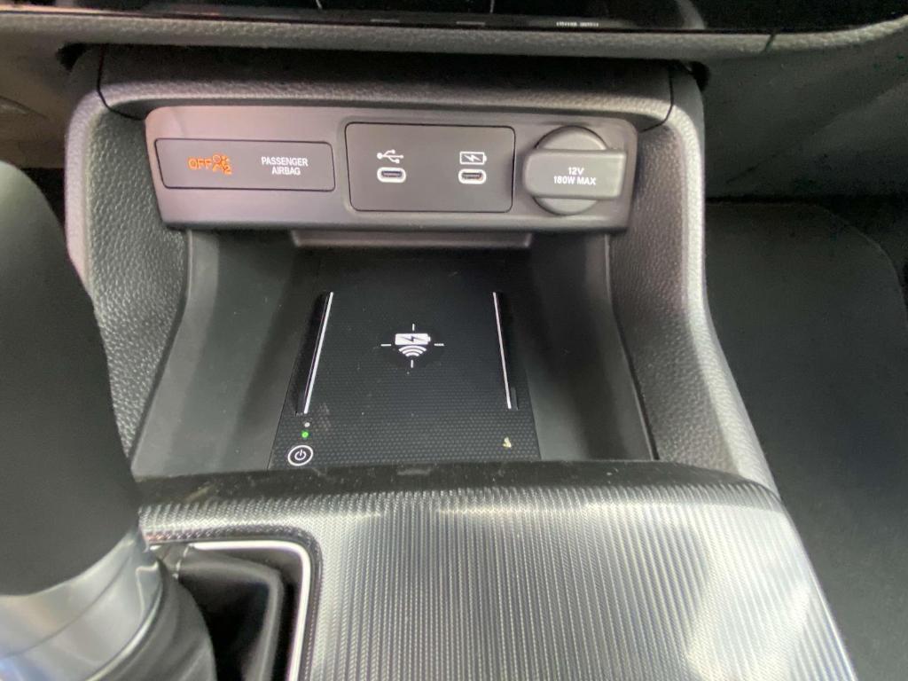 new 2025 Honda Civic Hybrid car