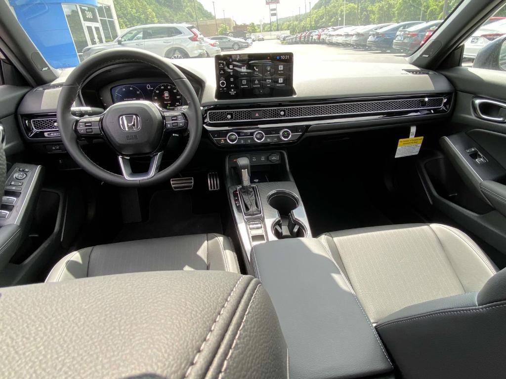 new 2025 Honda Civic Hybrid car