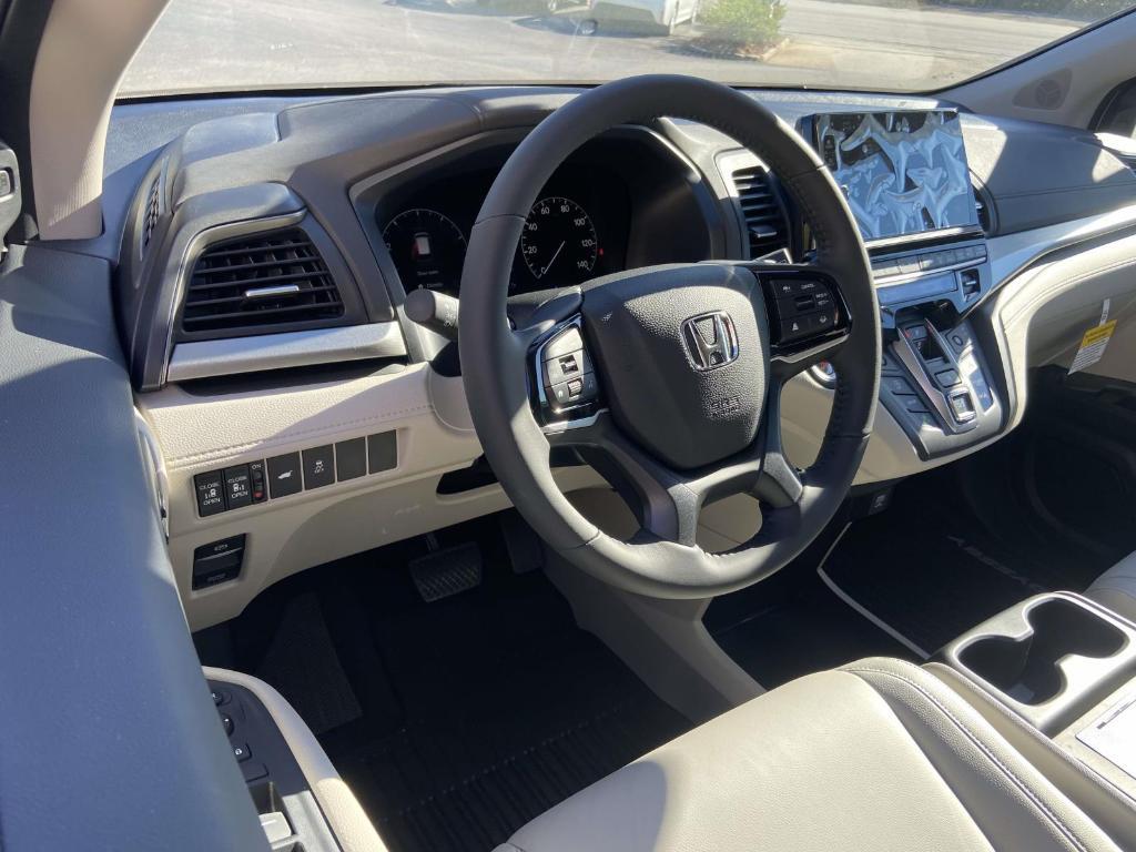new 2026 Honda Odyssey car, priced at $43,110