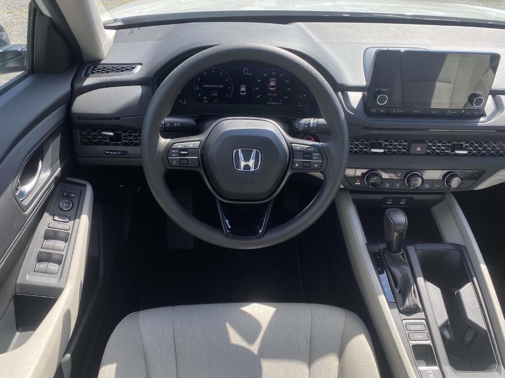 new 2025 Honda Accord car