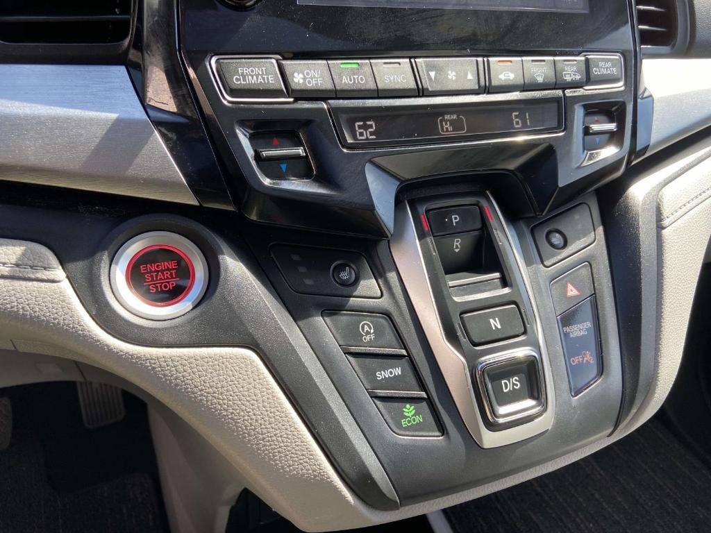 used 2023 Honda Odyssey car, priced at $35,000