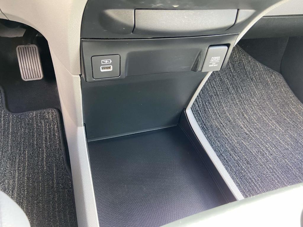 used 2023 Honda Odyssey car, priced at $35,000