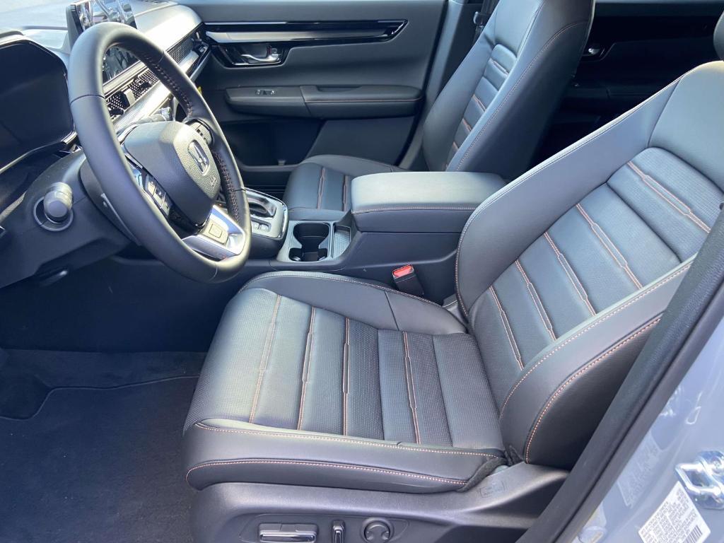 new 2026 Honda CR-V Hybrid car, priced at $42,089