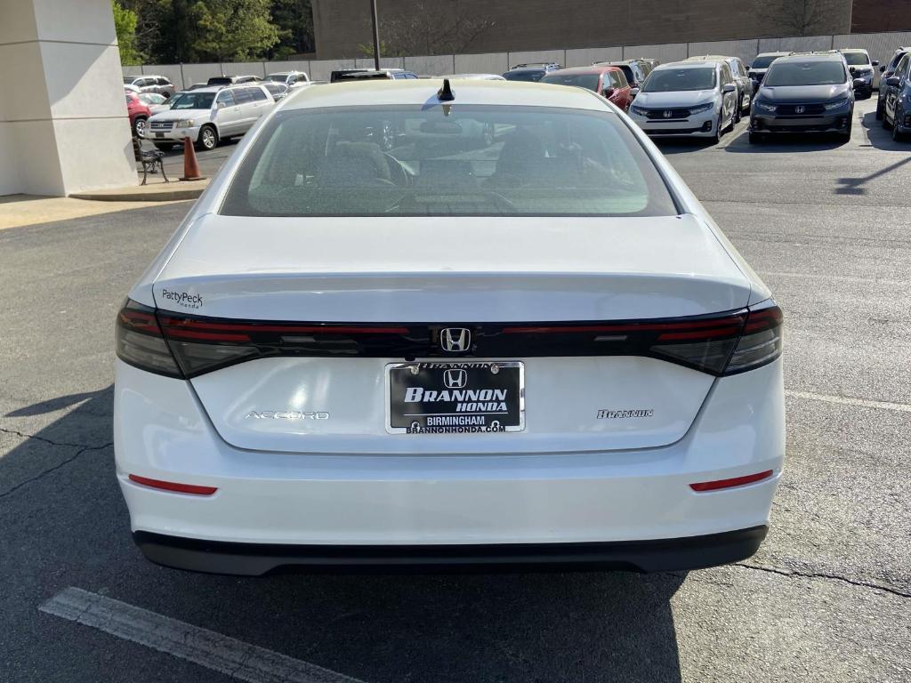 new 2025 Honda Accord car