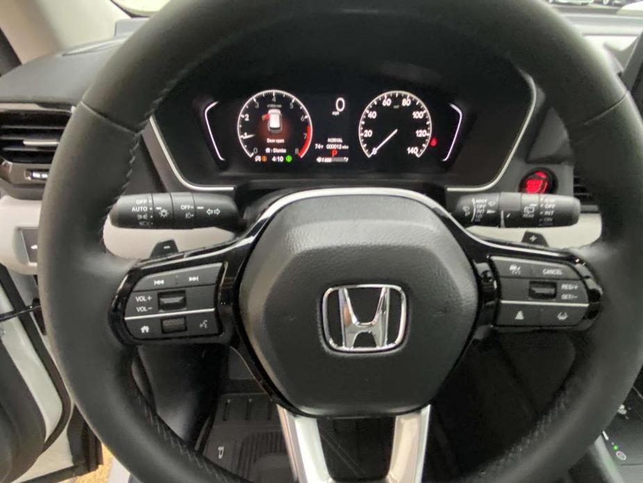new 2025 Honda Pilot car, priced at $49,050
