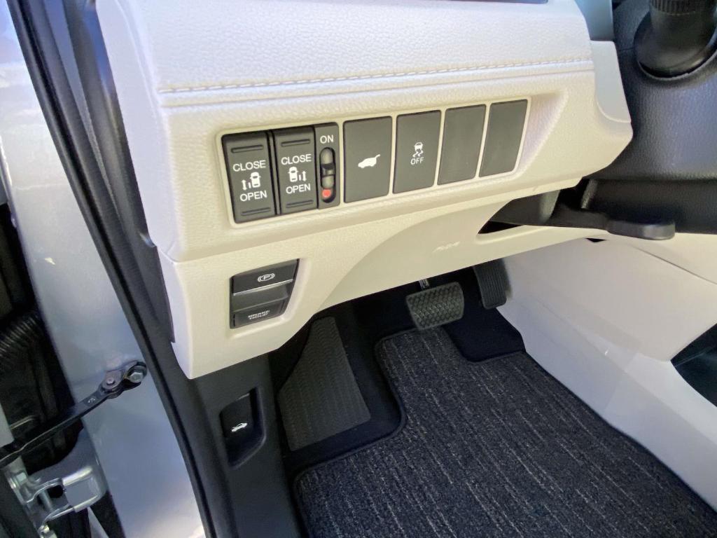 new 2026 Honda Odyssey car, priced at $41,637