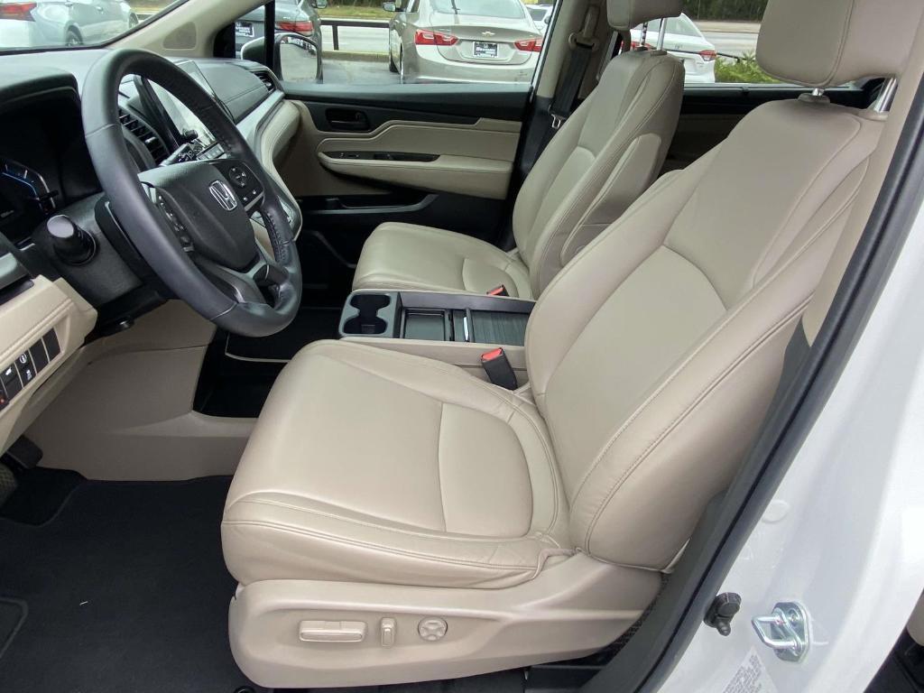 used 2023 Honda Odyssey car, priced at $37,555
