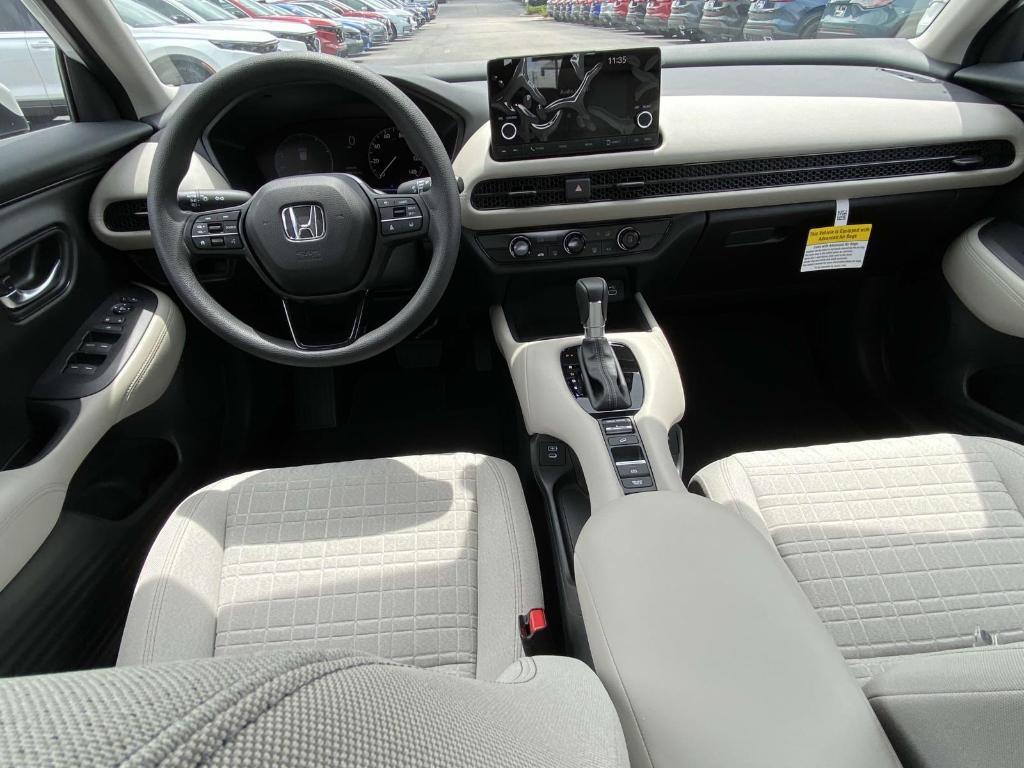 new 2025 Honda HR-V car