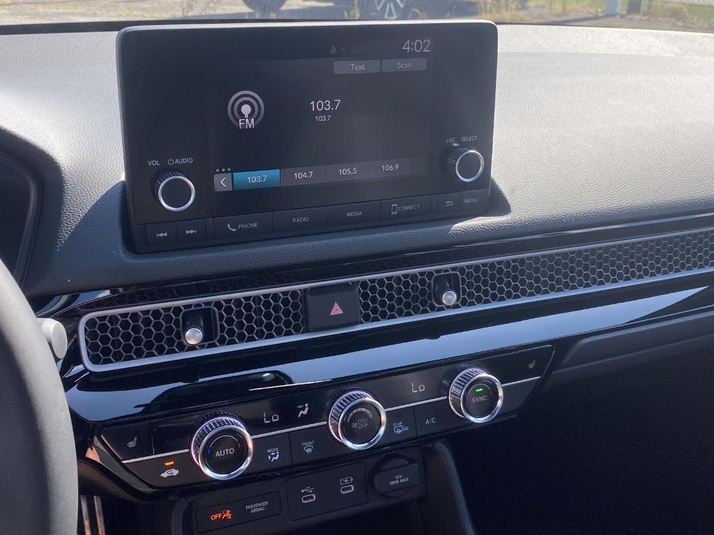 new 2025 Honda Civic Hybrid car