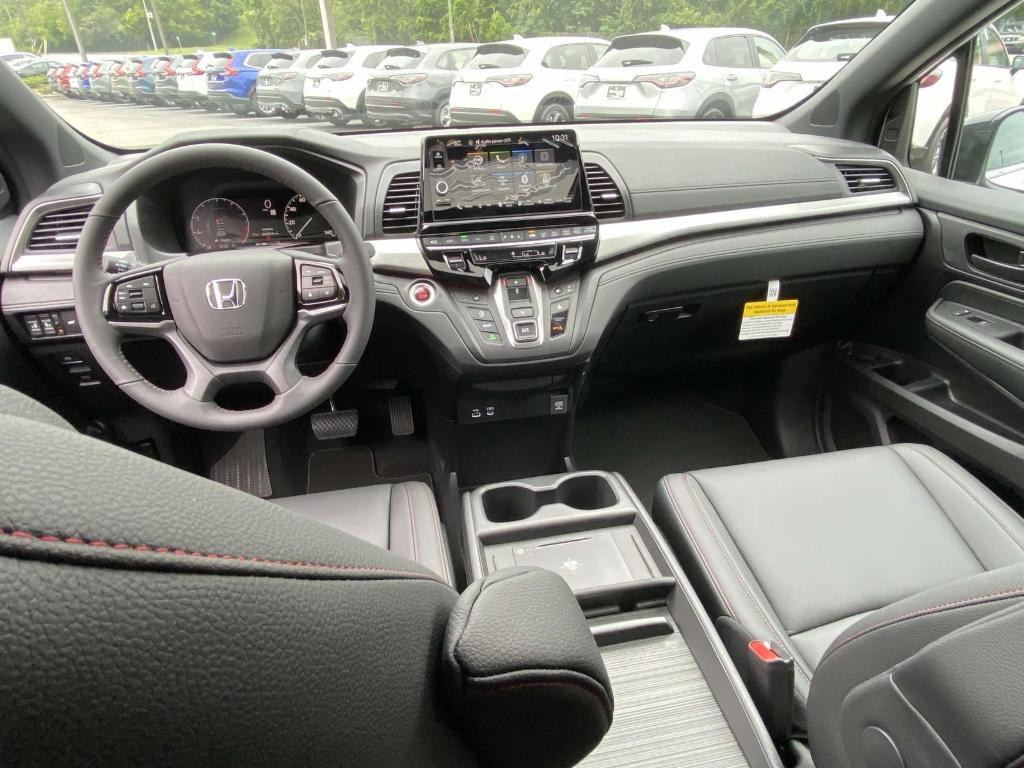 new 2026 Honda Odyssey car, priced at $43,497
