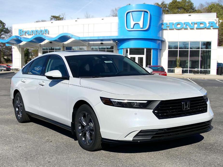 new 2025 Honda Accord Hybrid car, priced at $36,490