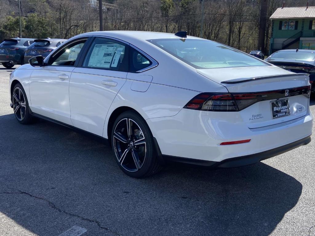 new 2025 Honda Accord Hybrid car, priced at $35,205