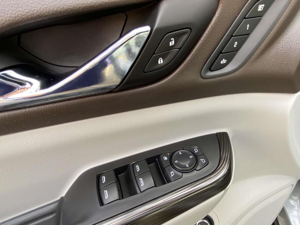 used 2021 GMC Acadia car, priced at $26,555