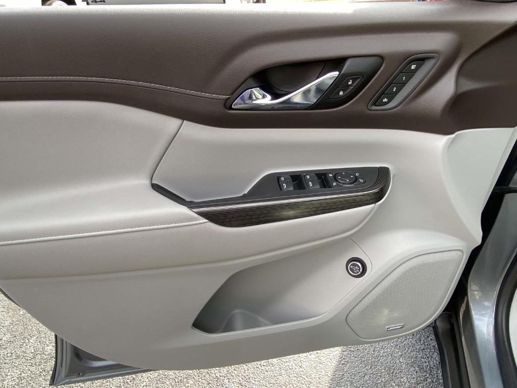 used 2021 GMC Acadia car, priced at $26,555