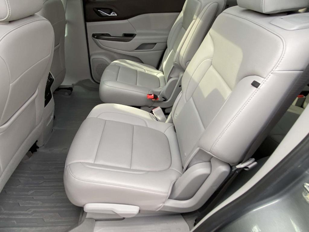 used 2021 GMC Acadia car, priced at $26,555