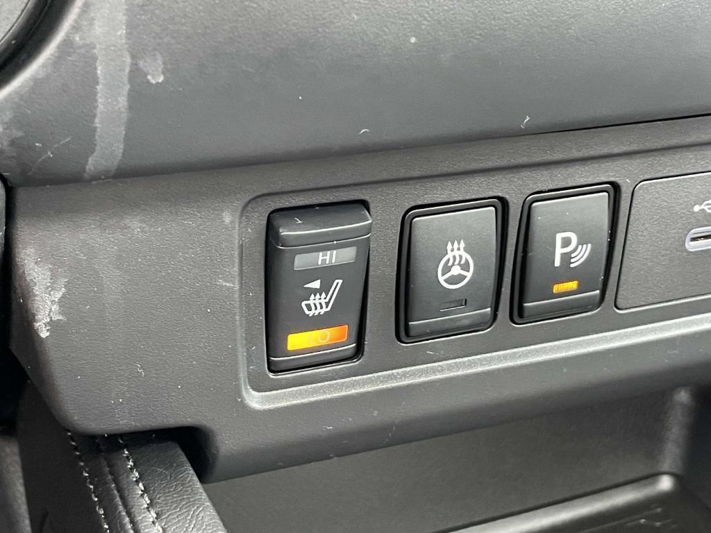 used 2022 Nissan Frontier car, priced at $34,888