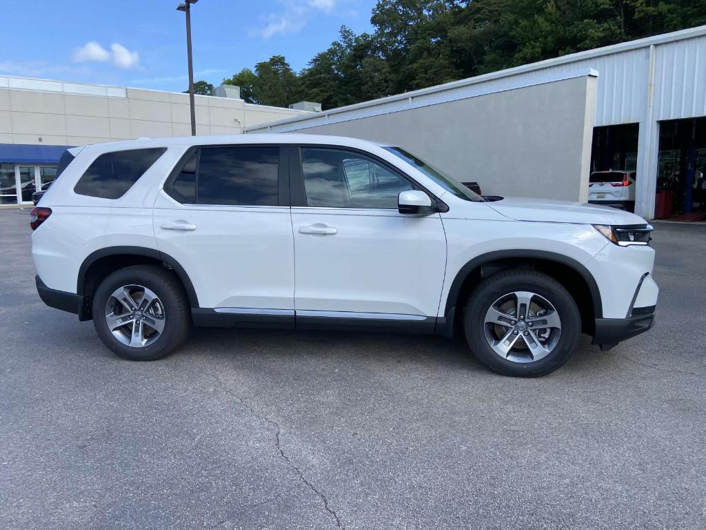 new 2025 Honda Pilot car