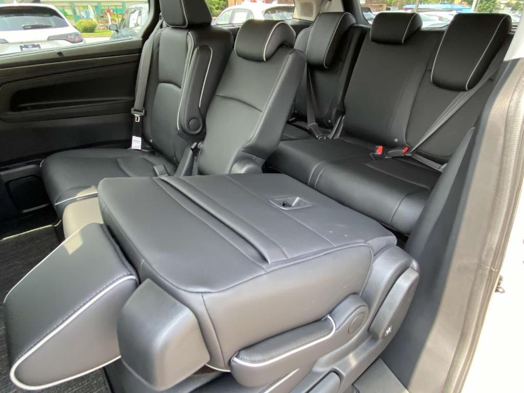 new 2025 Honda Odyssey car